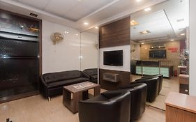Super Hotel O Solitaire
